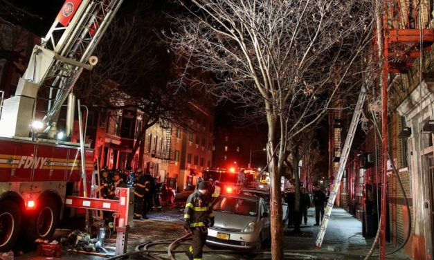 Un niño provoca el peor incendio en Nueva York