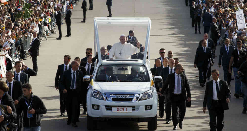 Chile está a  13 días de la llegada del papa