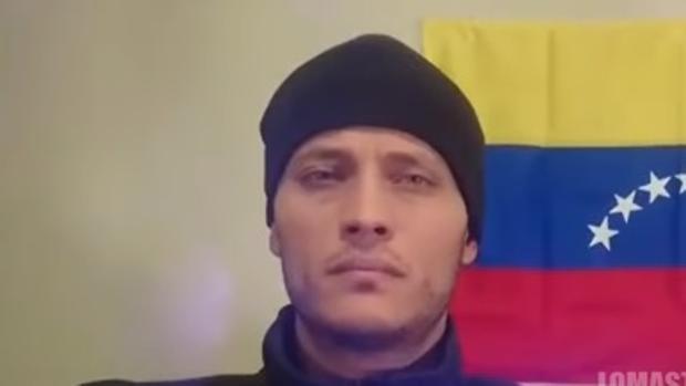 Enterraron desnudo al policía rebelde Oscar Perez asesinado por el chavismo