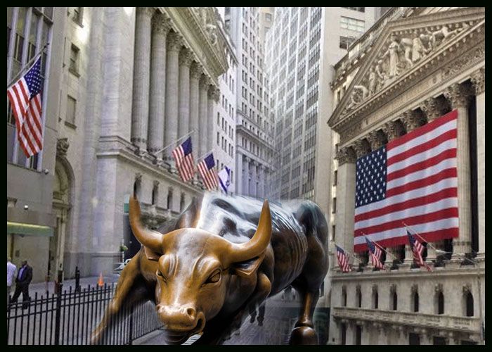 Wall Street cierra a la baja; pierden industria y tecnología