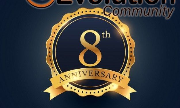 Evolution Community cumple su 8 Aniversario.