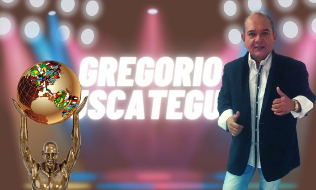 «Gregorio Uzcategui recibe el Premio Venezuela Latin Awards por sus logros en la música»